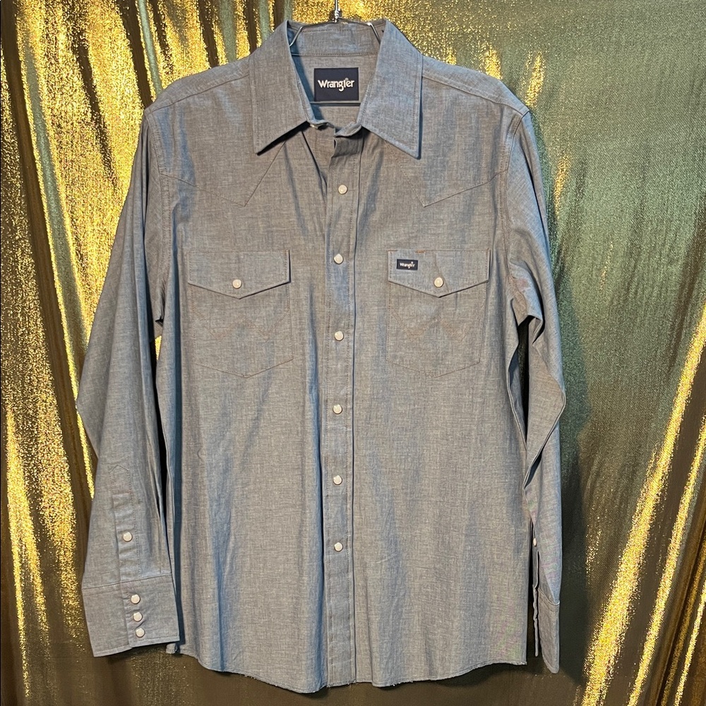 Wrangler Men's Casual Blue Button Down Shirt